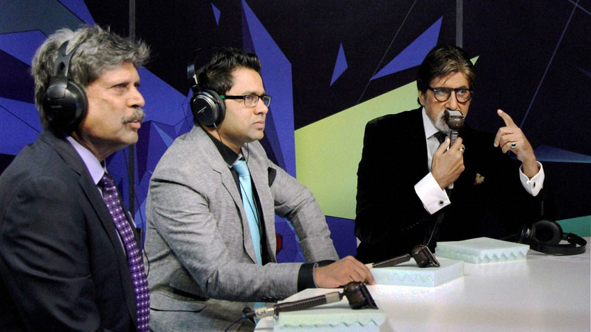 Kapil Dev (l), Akash Chopra (c), and Amitabh Bachchan doing commentary during the India-Pakistan World Cup cricket match at Star Sports Studio in Mumbai, Feb. 15. (Press Trust of India)