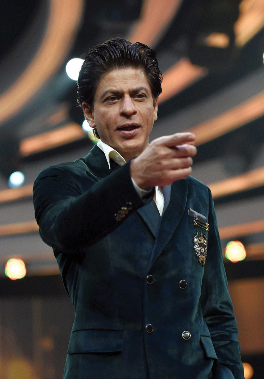 Shah Rukh Khan at a press conference to launch the TV show, “Poochega Sabse Shaana Kaun” in Mumbai, Feb. 25. (Mitesh Bhuvad | PTI)