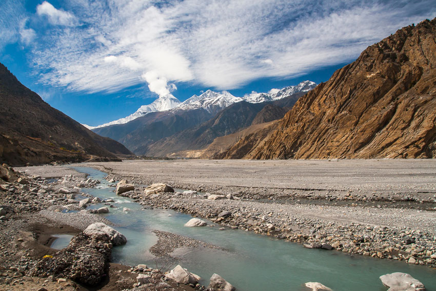 View of Dhaulagiri from the river Gandaki (Getty Images | iStockphoto)
