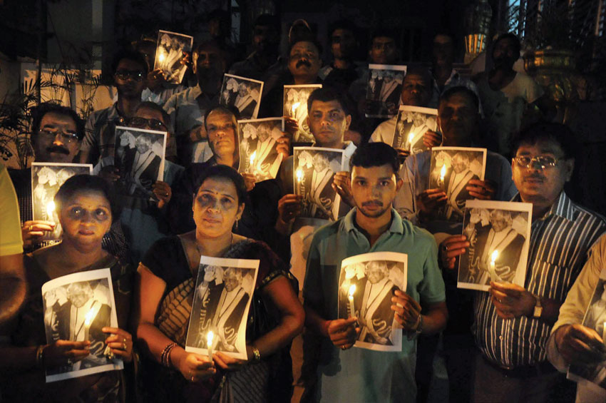 People take part in a candlelight vigil to pay tribute to the former President A.P.J. Abdul Kalam in Moradabad, July 27. (Press Trust of India) 