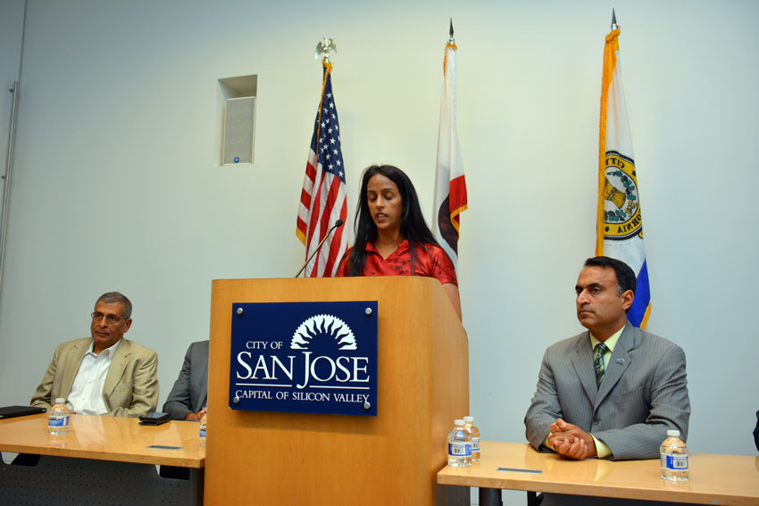 At a press conference to mark Indian Prime Minister Narendra Modi’s maiden visit to Silicon Valley after he took office, at the San Jose City Hall, Sept. 24 are (l-r): Naren Gupta of IACWC, Rakhi Israni of IACWC (welcoming the speakers) and San Jose City Council member Ash Kalra. (Amar D. Gupta | Siliconeer) 