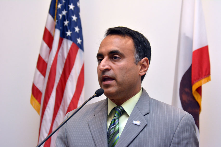 San Jose City Council member Ash Kalra speaks at a press conference to mark Indian Prime Minister Narendra Modi’s maiden visit to Silicon Valley after he took office, at the San Jose City Hall, Sept. 24. (Amar D. Gupta | Siliconeer) 