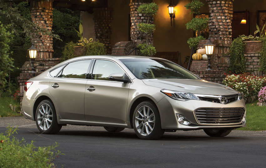 Exterior view of the Toyota Avalon. 