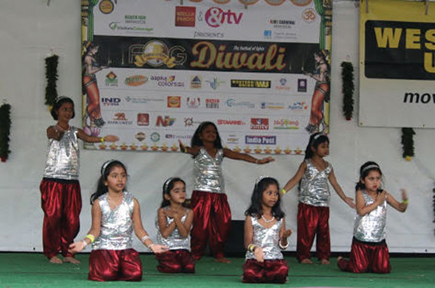 Kids’ dance competition and cultural show. (Courtesy: Ritu Maheshwari) 