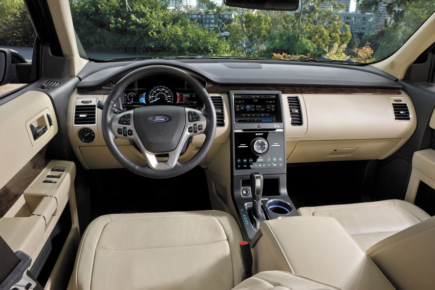 Interior view of 2015 Ford Flex.