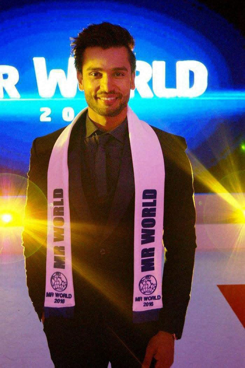 Indian model and TV personality Rohit Khandelwal after winning the Mr. World 2016 beauty pageant in Southport, UK, July 19. (Press Trust of India) 