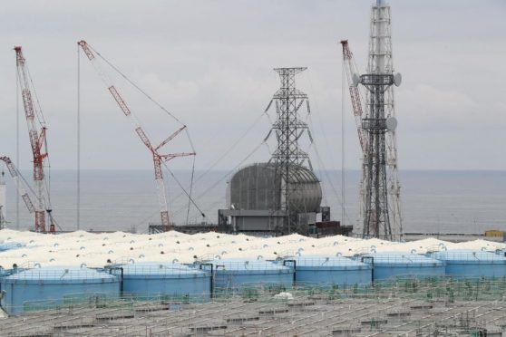 Siliconeer | Robot Lifts Bits Of Melted Fuel At Japan's Fukushima Plant ...