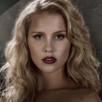 I picture Claire Holt from the vampire diaries playing Steris if they ever  make a movie or tv show. : r/Mistborn