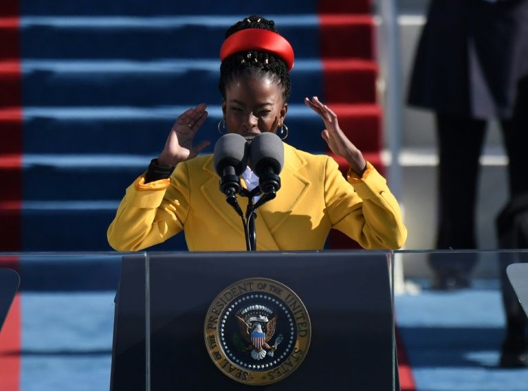 Siliconeer Poet Amanda Gorman Age 22 Hails Democracy At Biden Inaugural Siliconeer