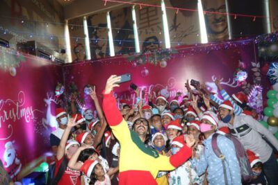 Ranveer Singh celebrates Christmas with underprivileged kids of NGO-Save the Children (All Photos: APH Images)